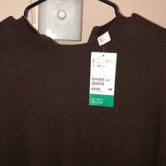 Brown Sweater - Picture 2 of 4